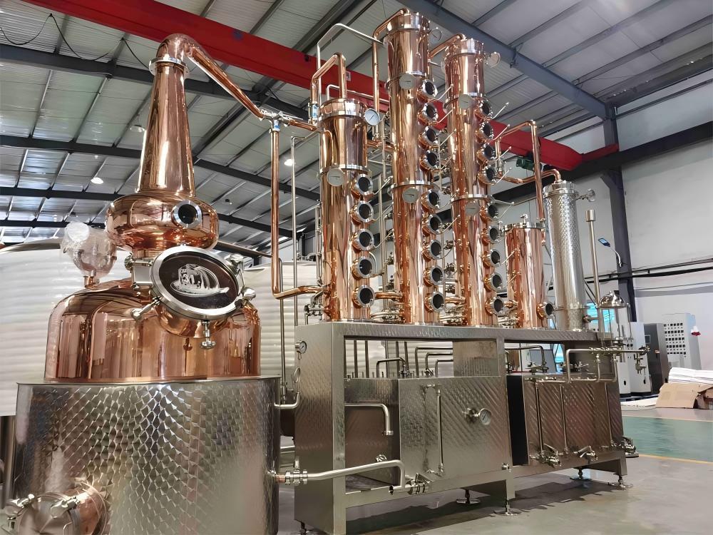 <b>800L Copper Pot Still and Column Distiller for Whiskey Gin Brandy</b>